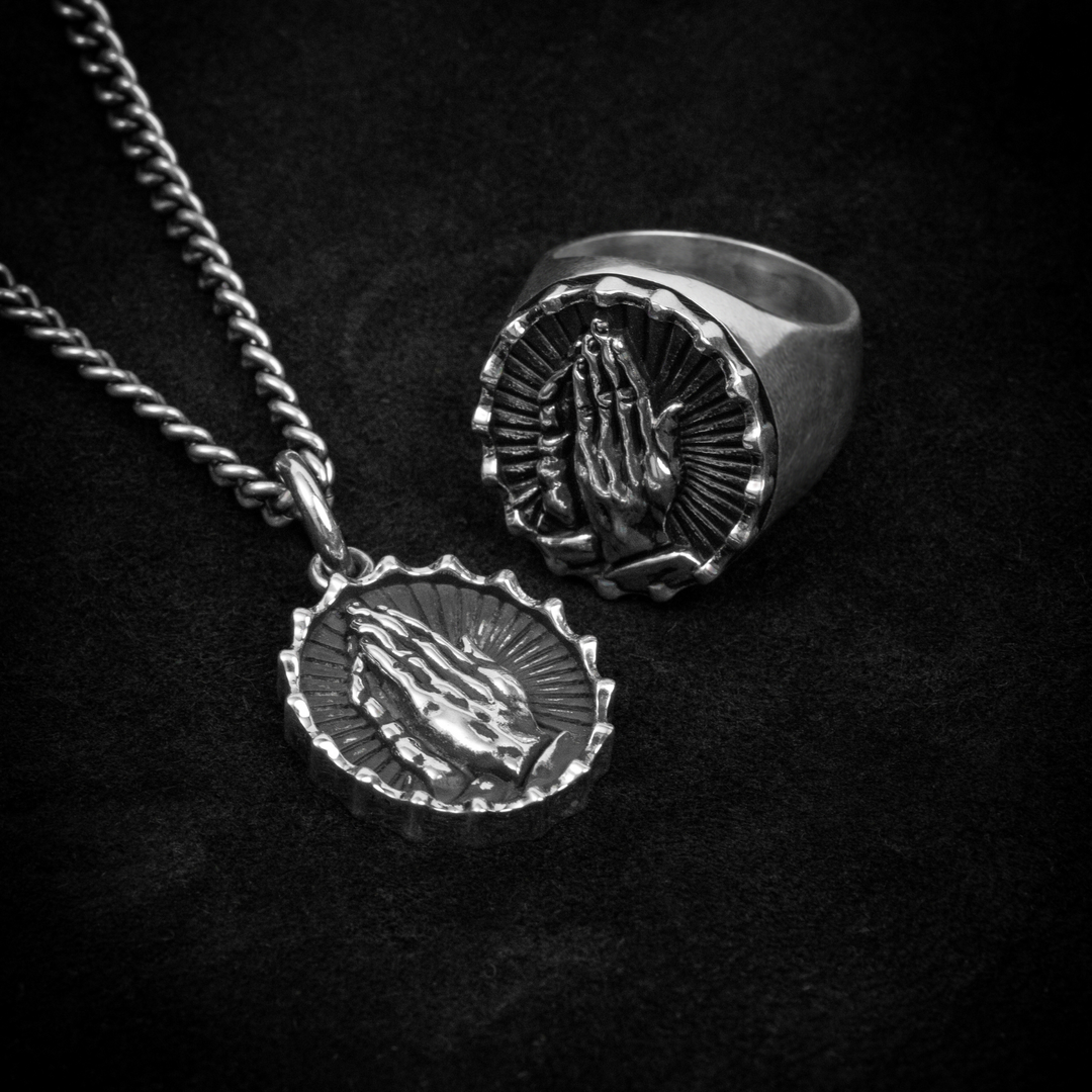 Praying Hands Pendant – King Baby Praying Hands Pendant – King Baby