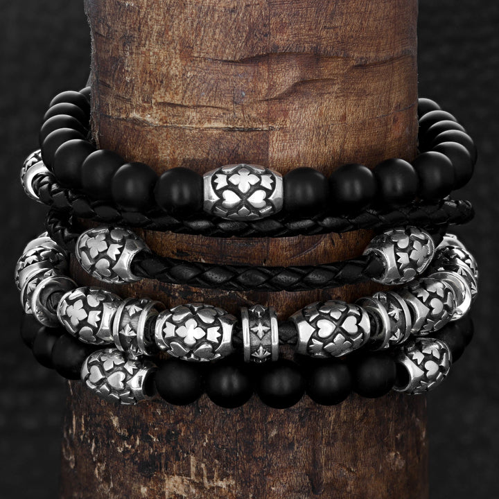 Onyx Beaded Bracelet With Motif Barrel Bead