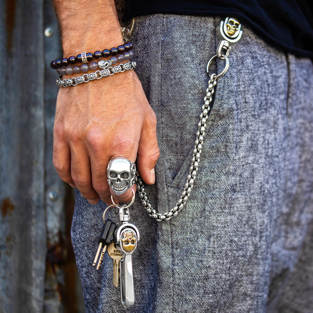 Infinity Link Wallet Chain w/ Gold Alloy Skull Motif