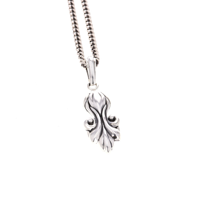 king baby sterling silver pendant