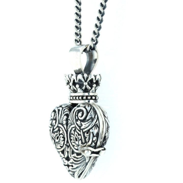 king baby engraved baroque heart locket