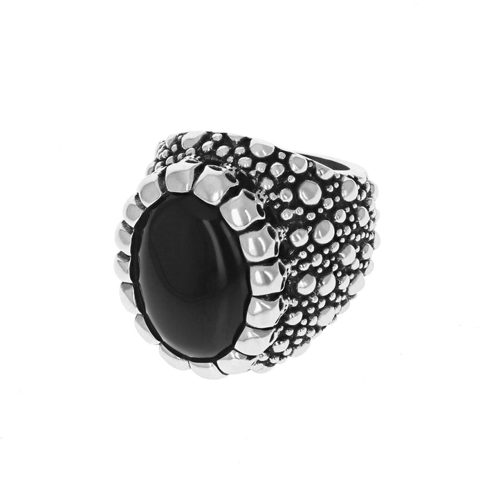 Sting Ray Texture Ring with Onyx Cabochon in Skull Bezel