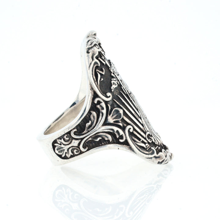 King Baby Lady Liberty Shield Ring