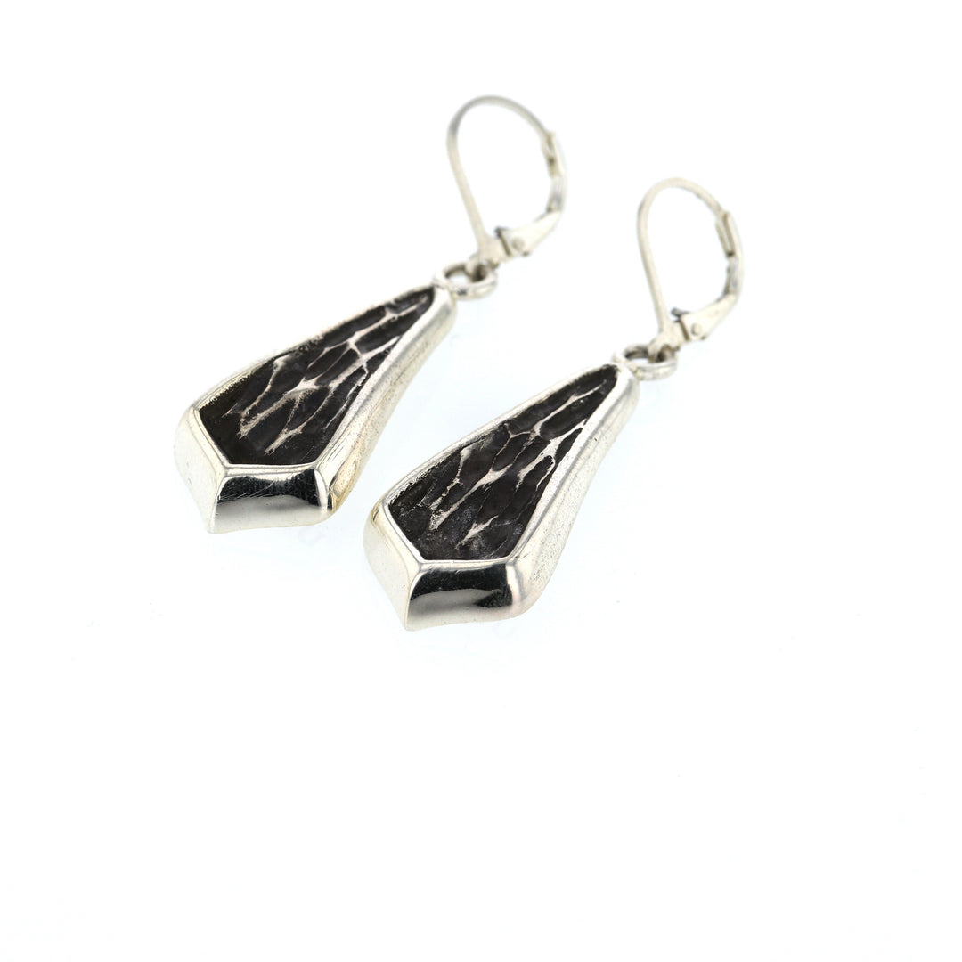 king baby silver hammered drop earrings