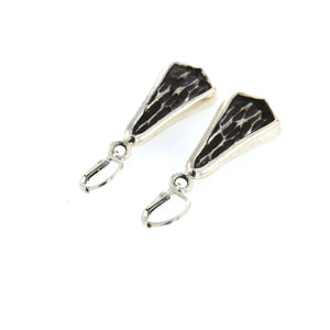 king baby silver hammered drop earrings