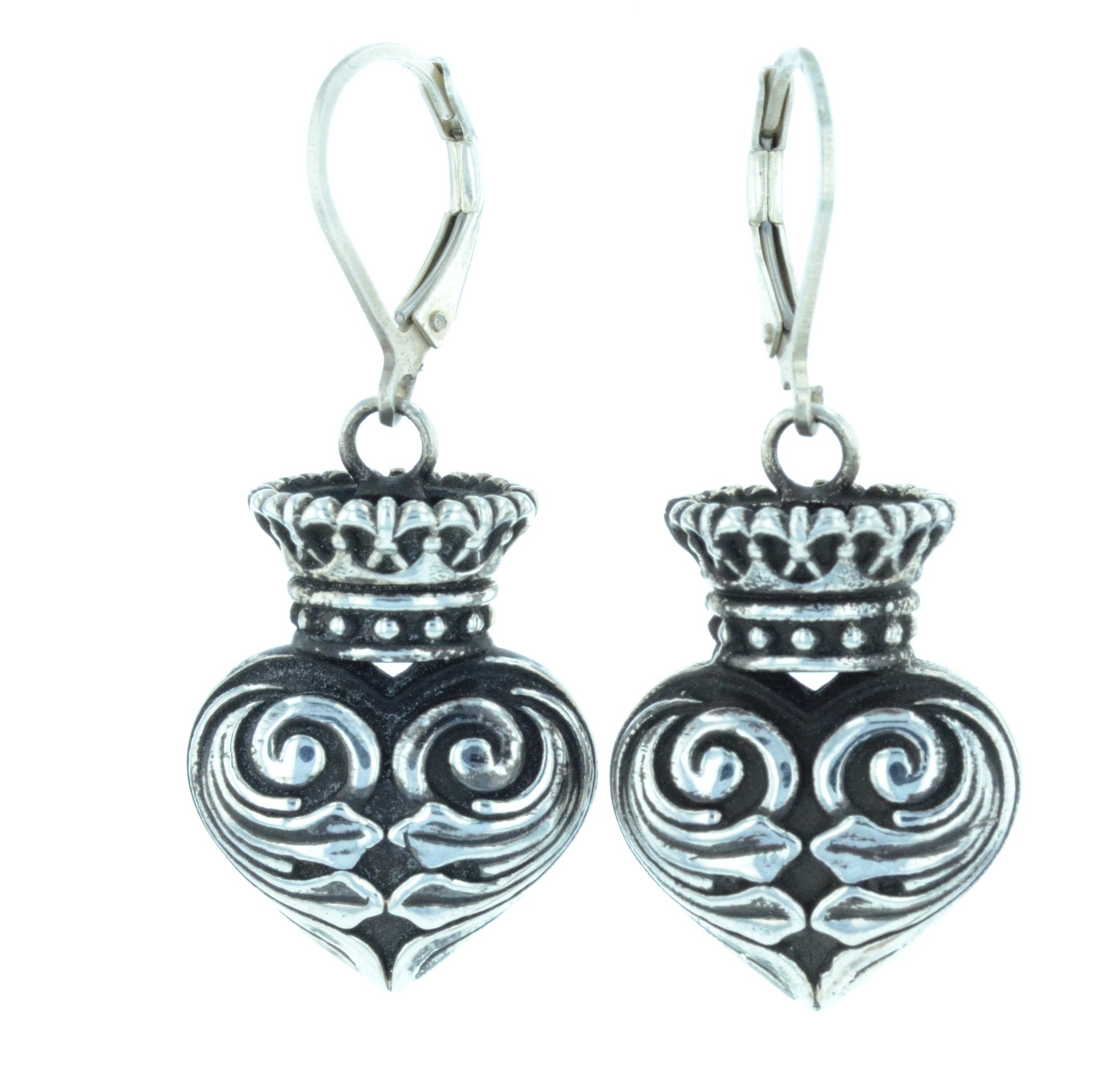 Fine Line Engraved Crowned Heart Earrings